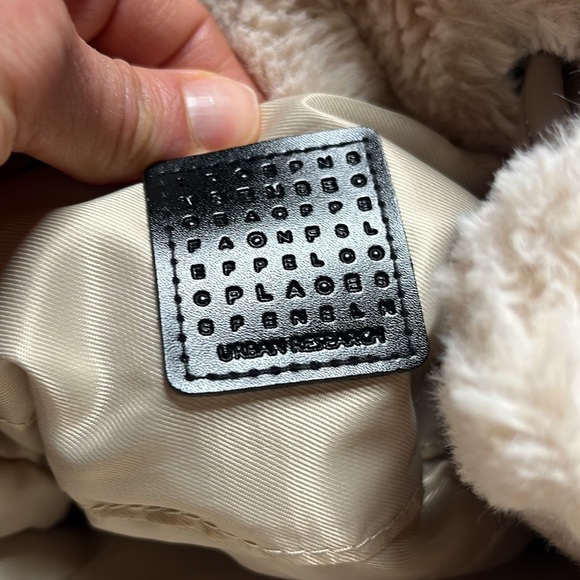 Urban Renewal Cream Faux Fur Tassel Purse - Picture 5 of 10